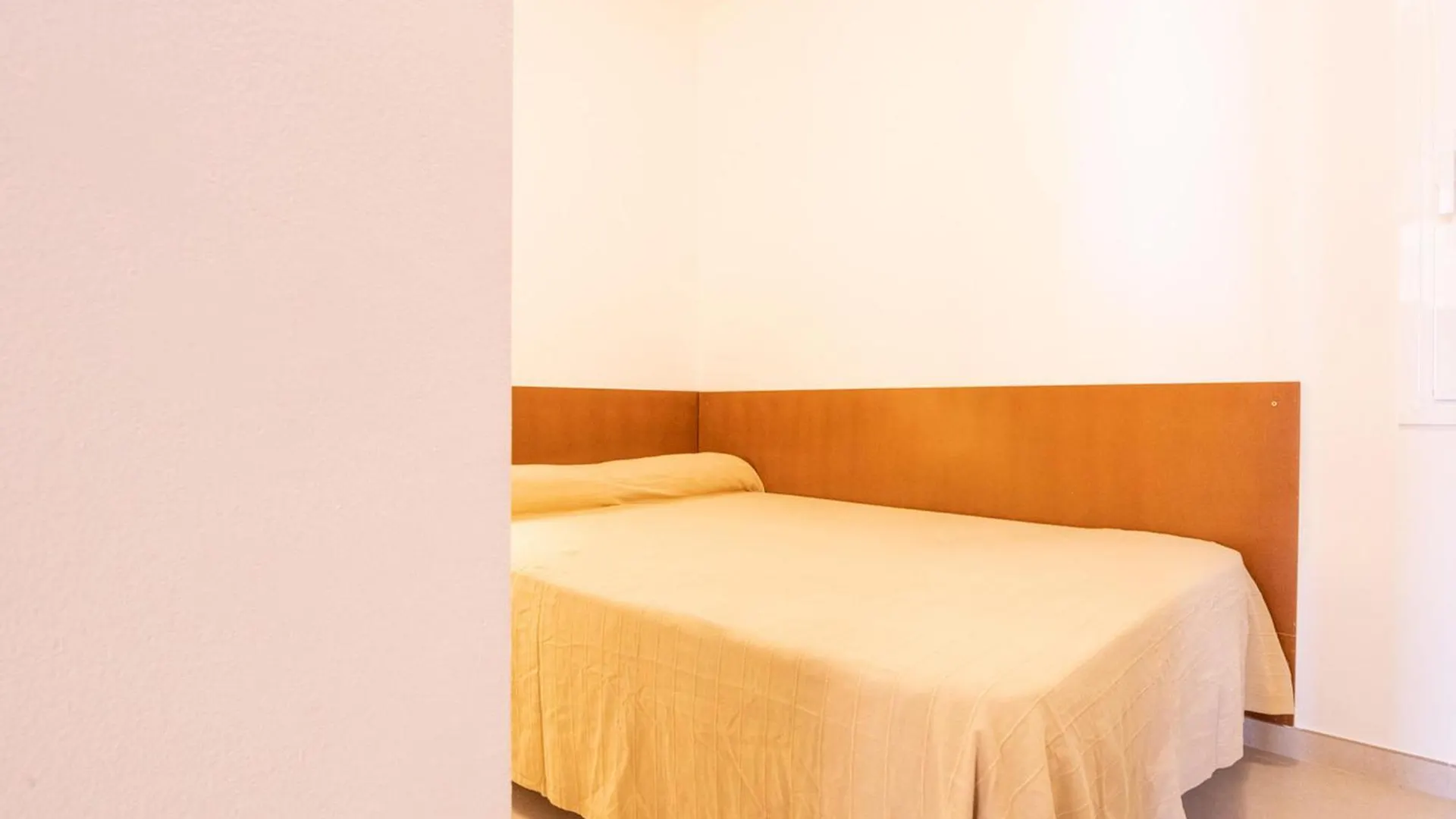 Apartamento En La Playa De Riells Con Terraza Grande, Parking Y Wifi - Es-325-2 トレリャ・デ・モングリ スペイン