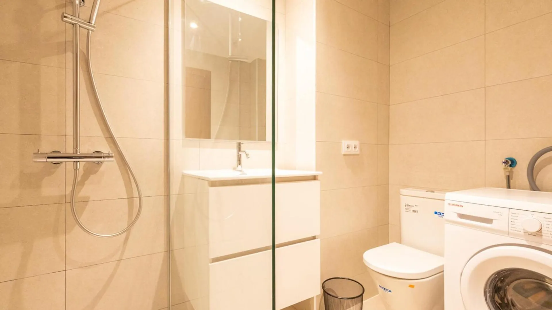 Apartamento En La Playa De Riells Con Terraza Grande, Parking Y Wifi - Es-325-2 トレリャ・デ・モングリ